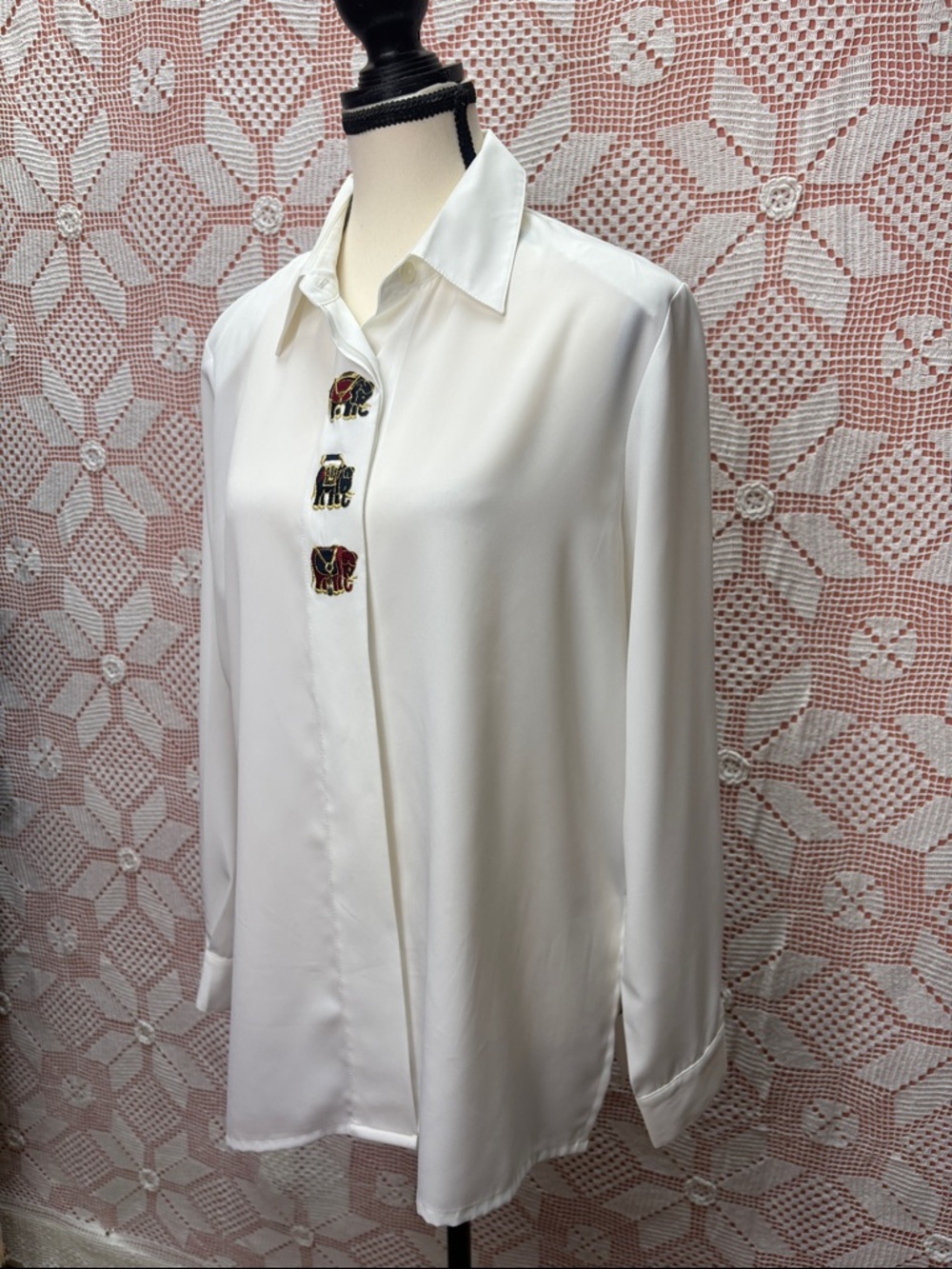 Vintage Italian Silk Blouse with Embroidered Elephant Accents - Picture 4 of 9